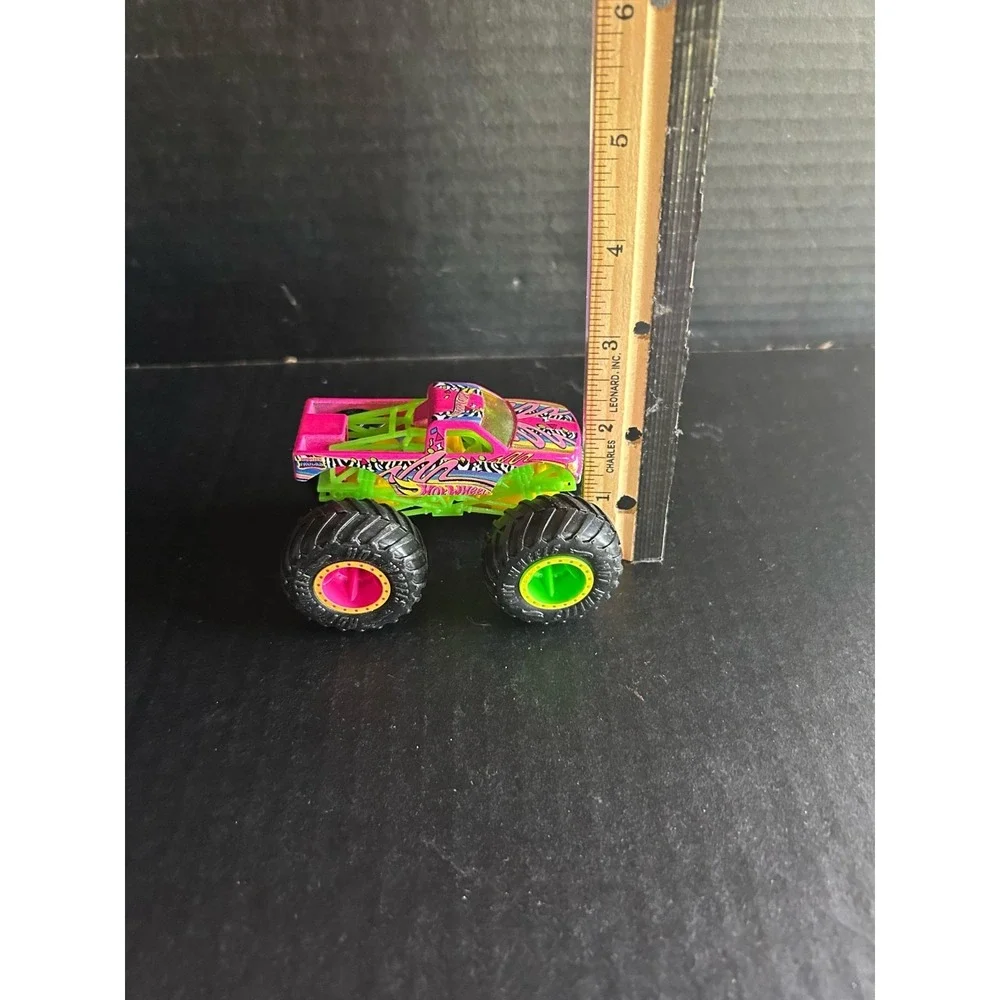 Hot Wheels Monster Jam Truck Torque Terror Neon Shocker Pink Green Loose